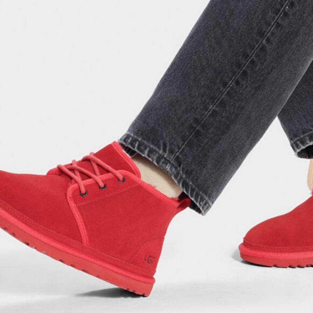 UGG NEUMEL SAMBA RED CHUKKA  BOOTS